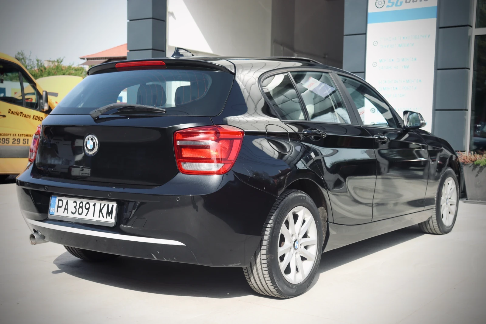 BMW 118 1.8d - изображение 4