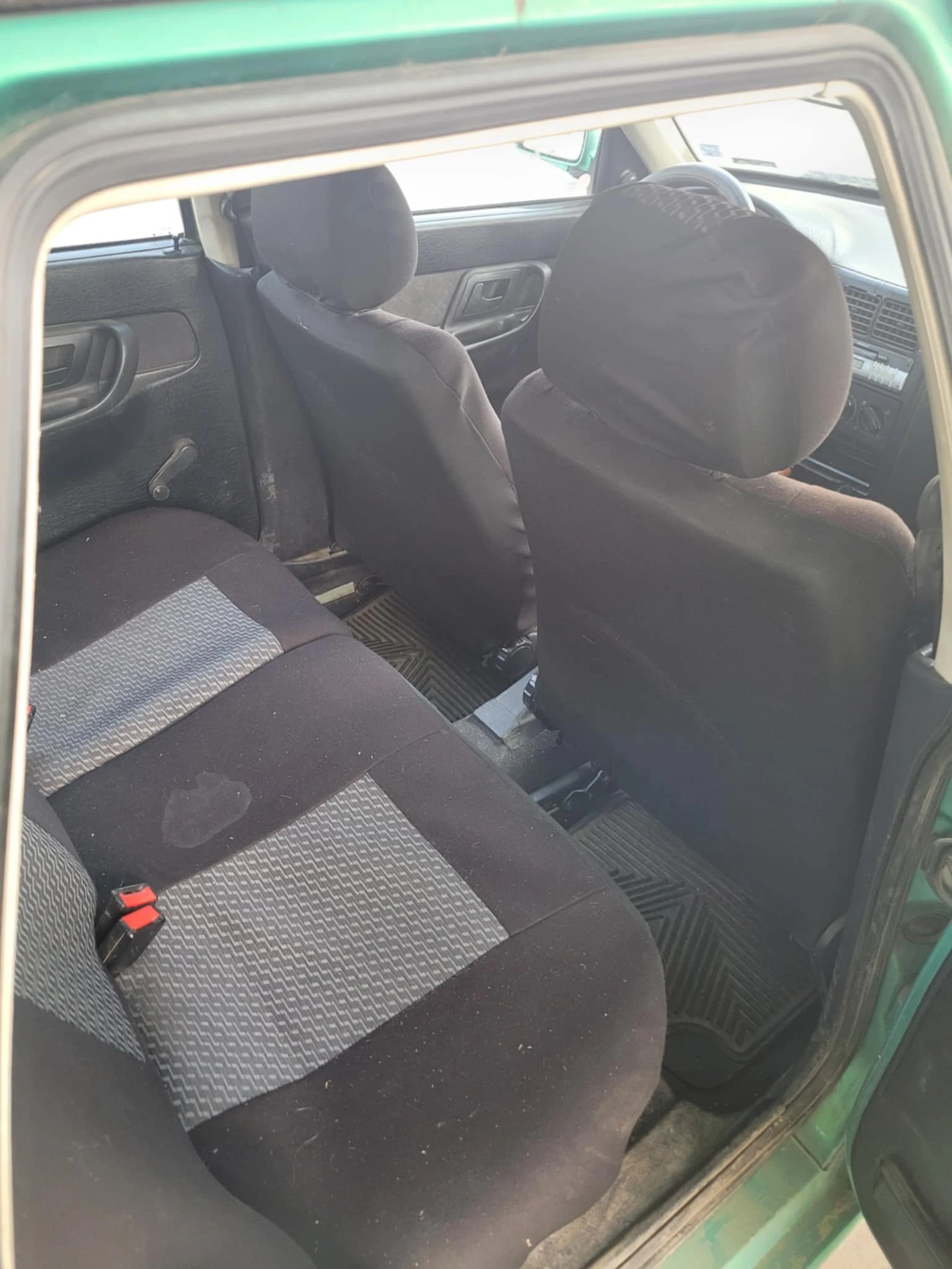 VW Polo 1.6 - изображение 8