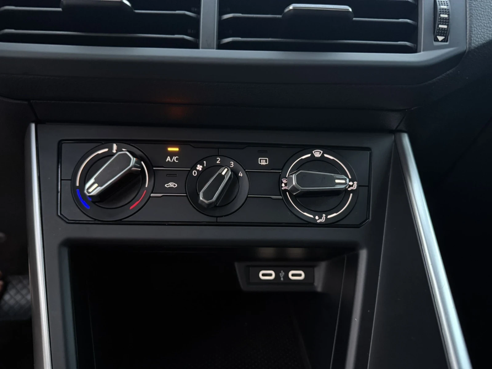 VW Taigo 1.0 TSI 110 hp EU6 SALE | Mobile.bg — изображение 11
