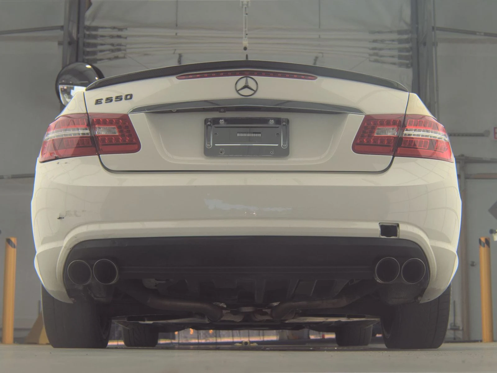 Mercedes-Benz E 500 AMG PACK* BI-XENON* KEYLESS GO* HARMAN* ПАМЕТ - изображение 7