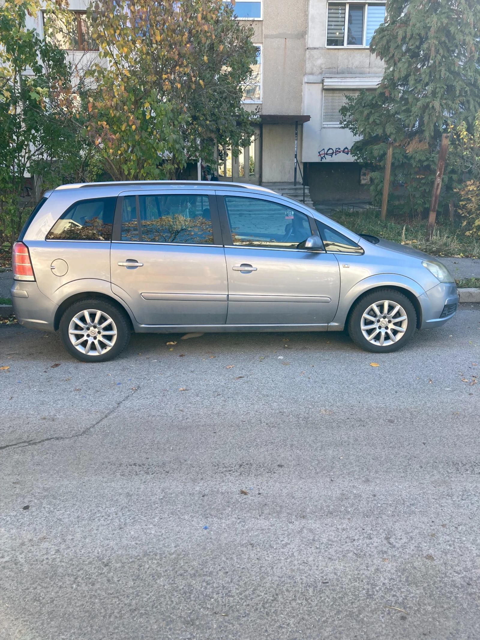 Opel Zafira  - изображение 3