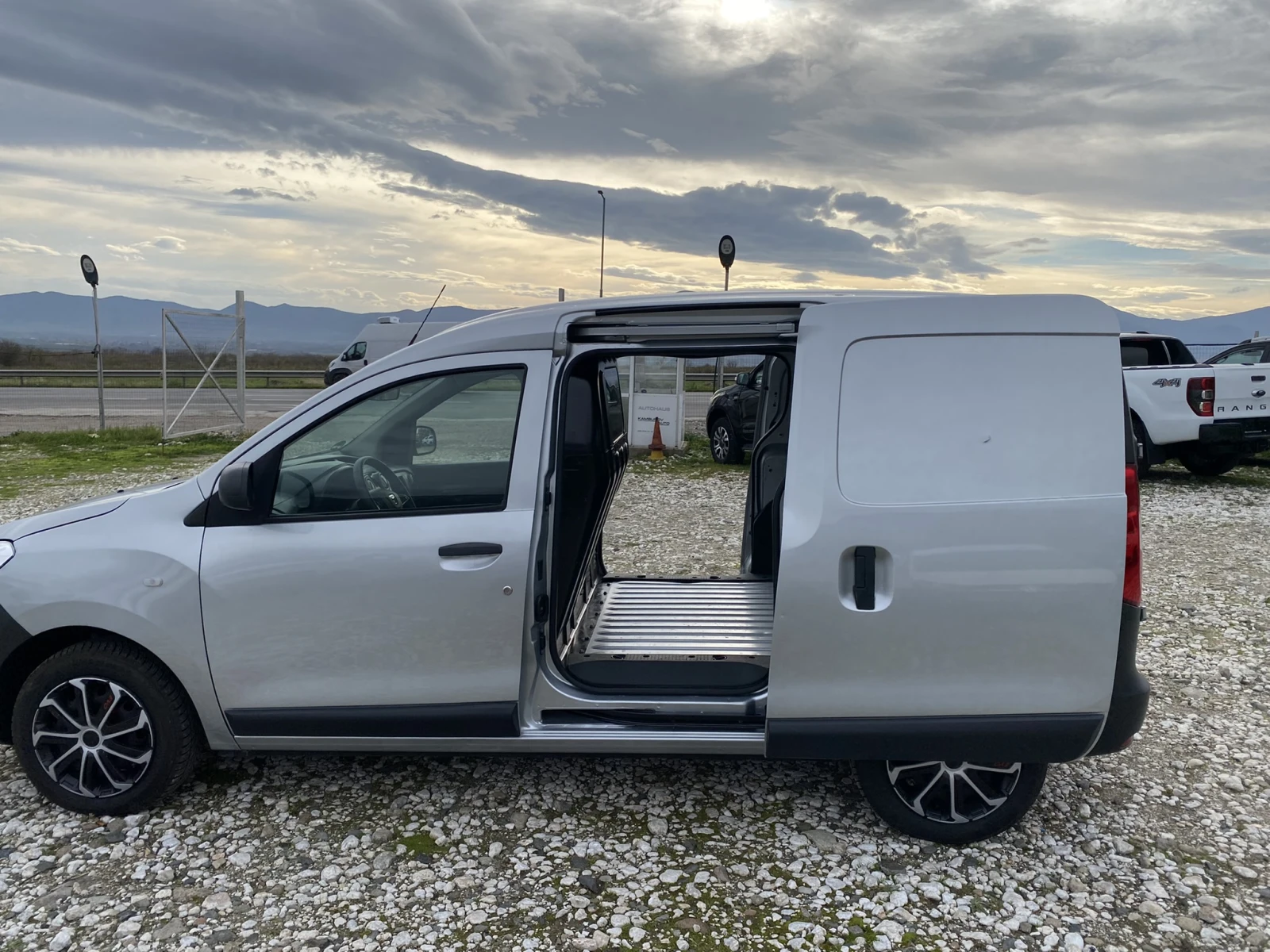 Dacia Dokker -1, 5DCI-2020г./Germany/КЛИМАТИК - изображение 7