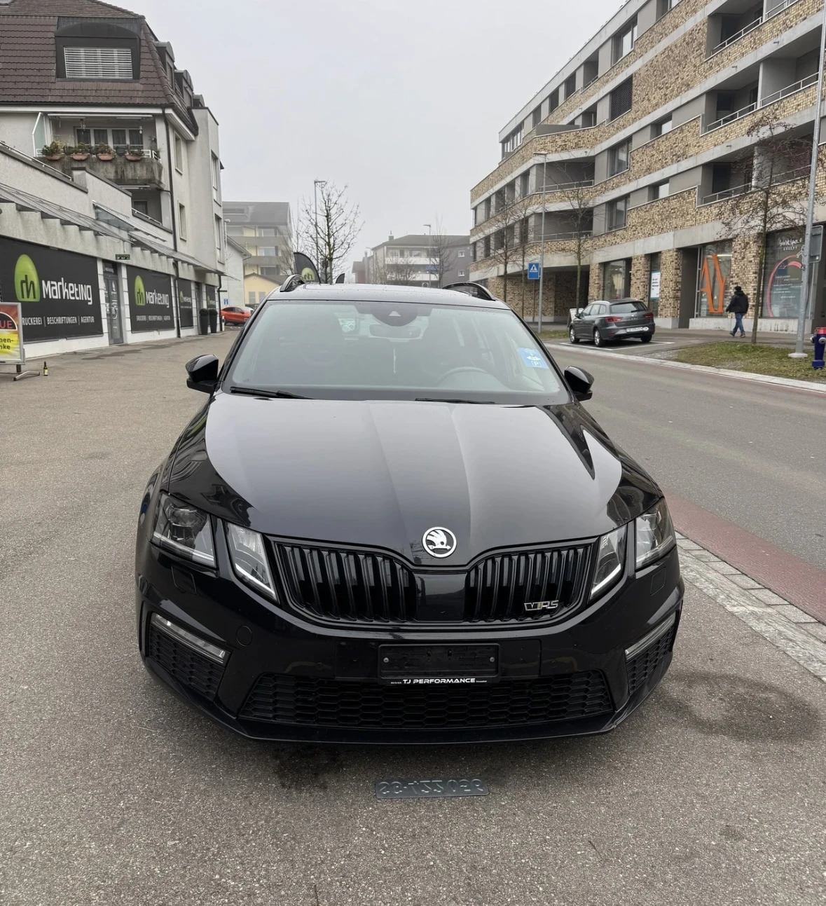 Skoda Octavia 2.0tsi-DSG-VRS - изображение 2
