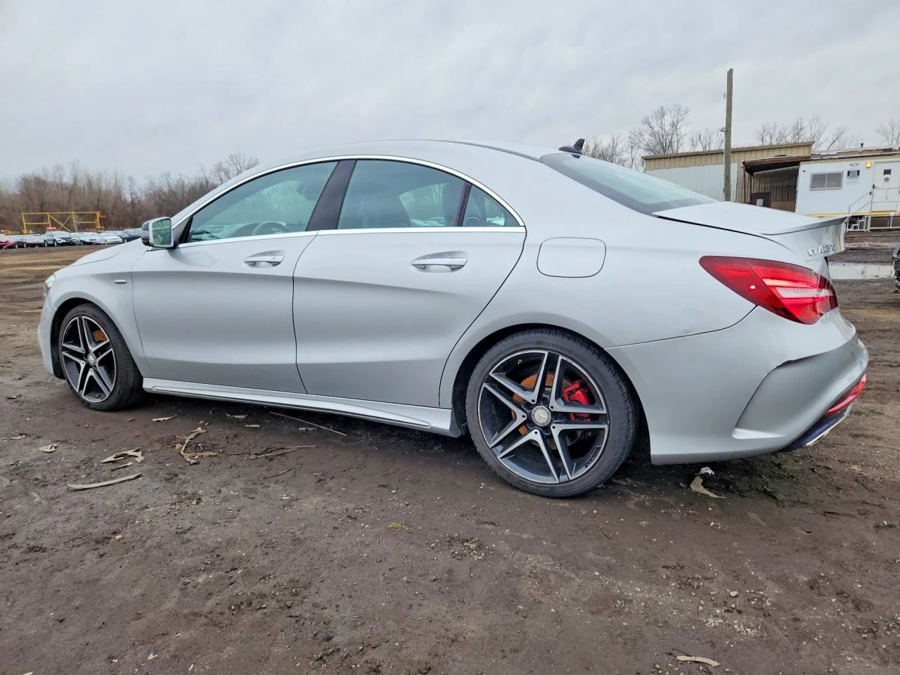 Mercedes-Benz CLA 250 4MATIC* CARFAX* AВТОЛИЗИНГ, снимка 3 - Автомобили и джипове - 53890627