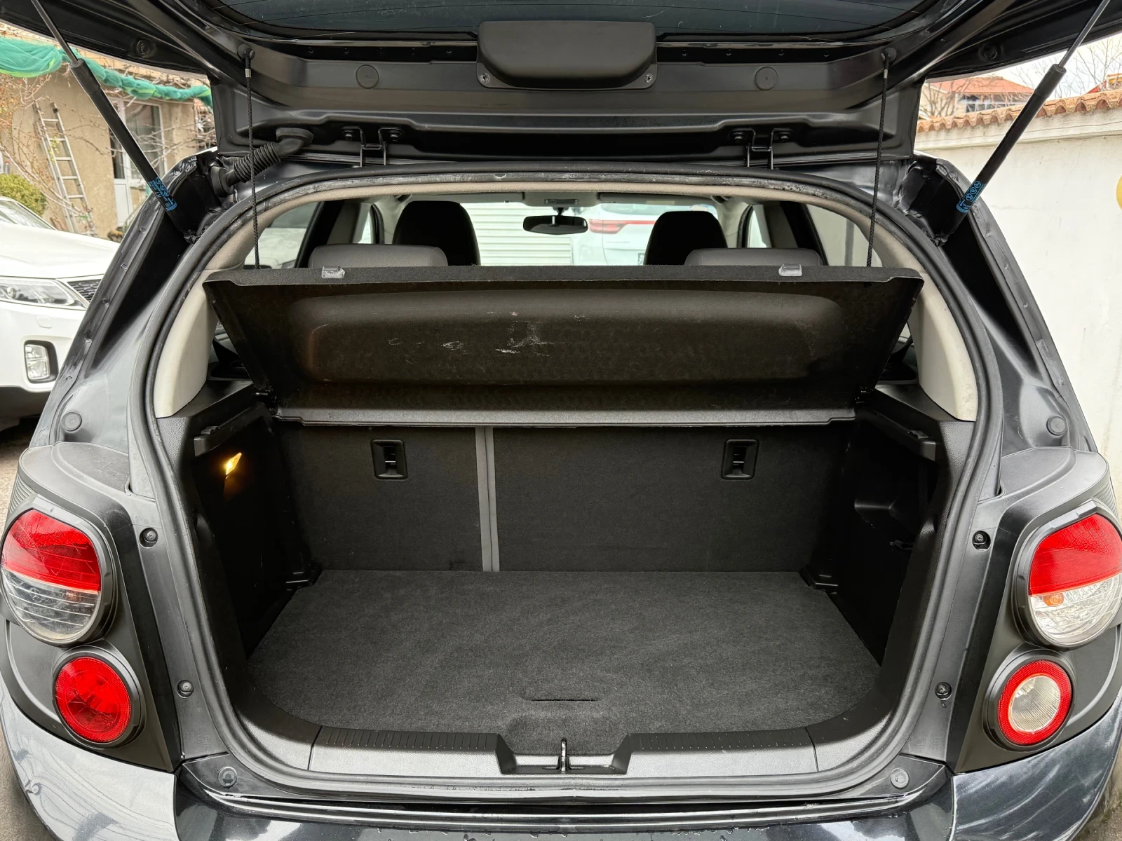 Chevrolet Aveo 1.2I, снимка 16 - Автомобили и джипове - 53917817