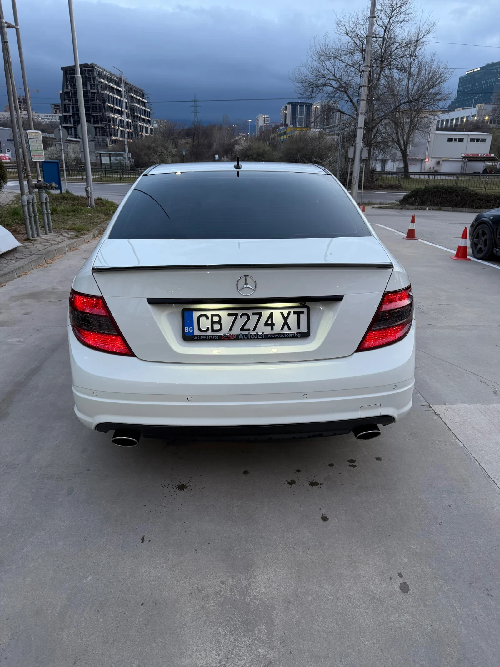 Mercedes-Benz C 350, снимка 4 - Автомобили и джипове - 53938281