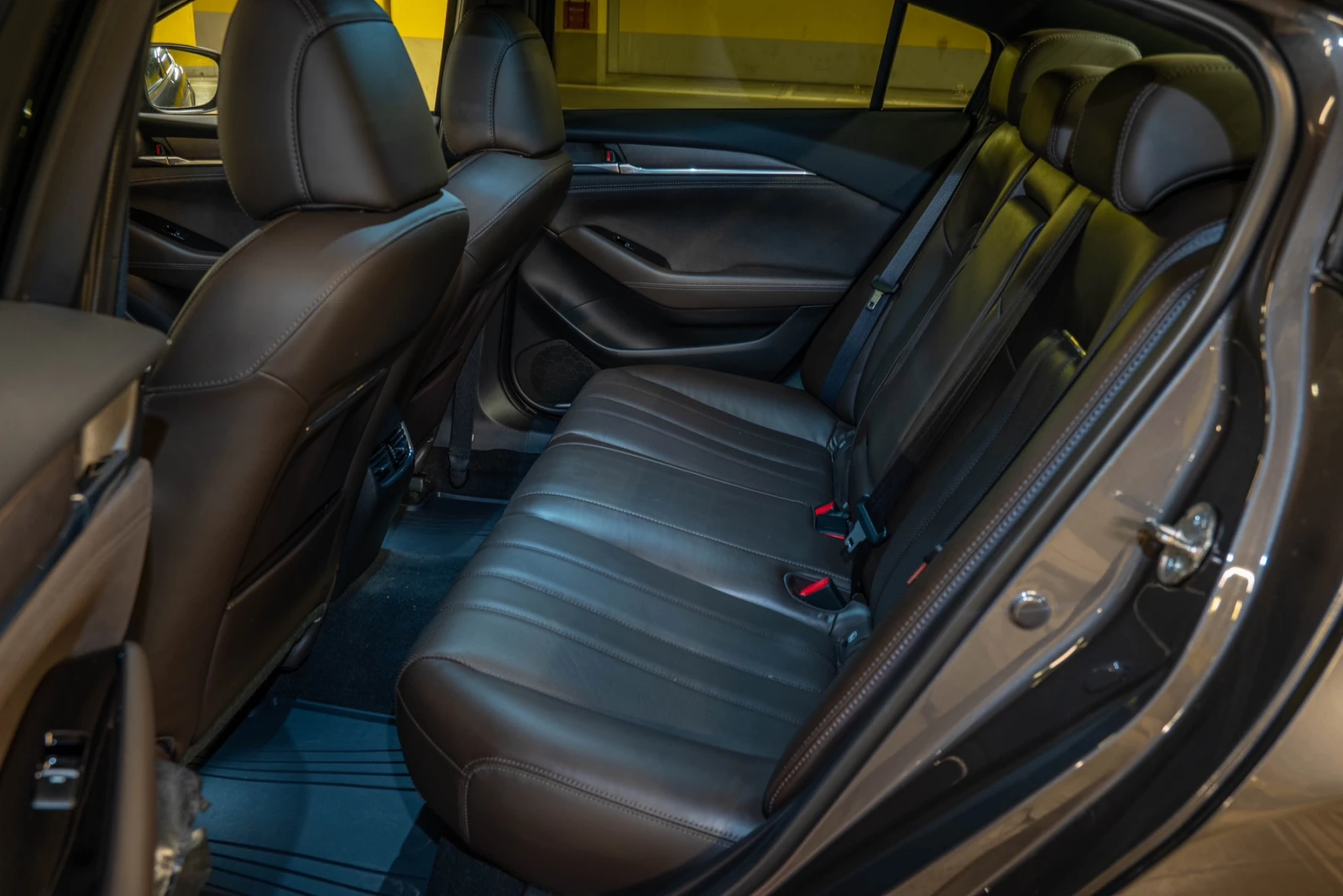 Mazda 6 2.5 SKYACTIV-G TAKUMI - Европейска, снимка 8 - Автомобили и джипове - 54007014