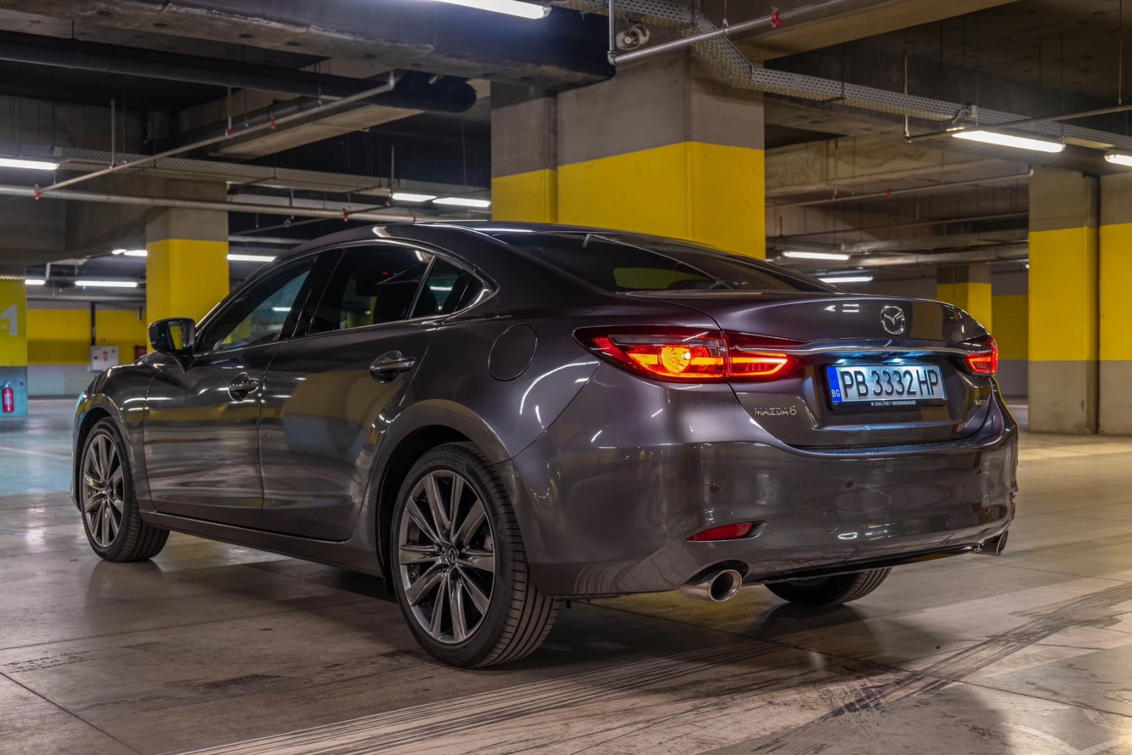 Mazda 6 2.5 SKYACTIV-G TAKUMI - Европейска, снимка 9 - Автомобили и джипове - 54007014