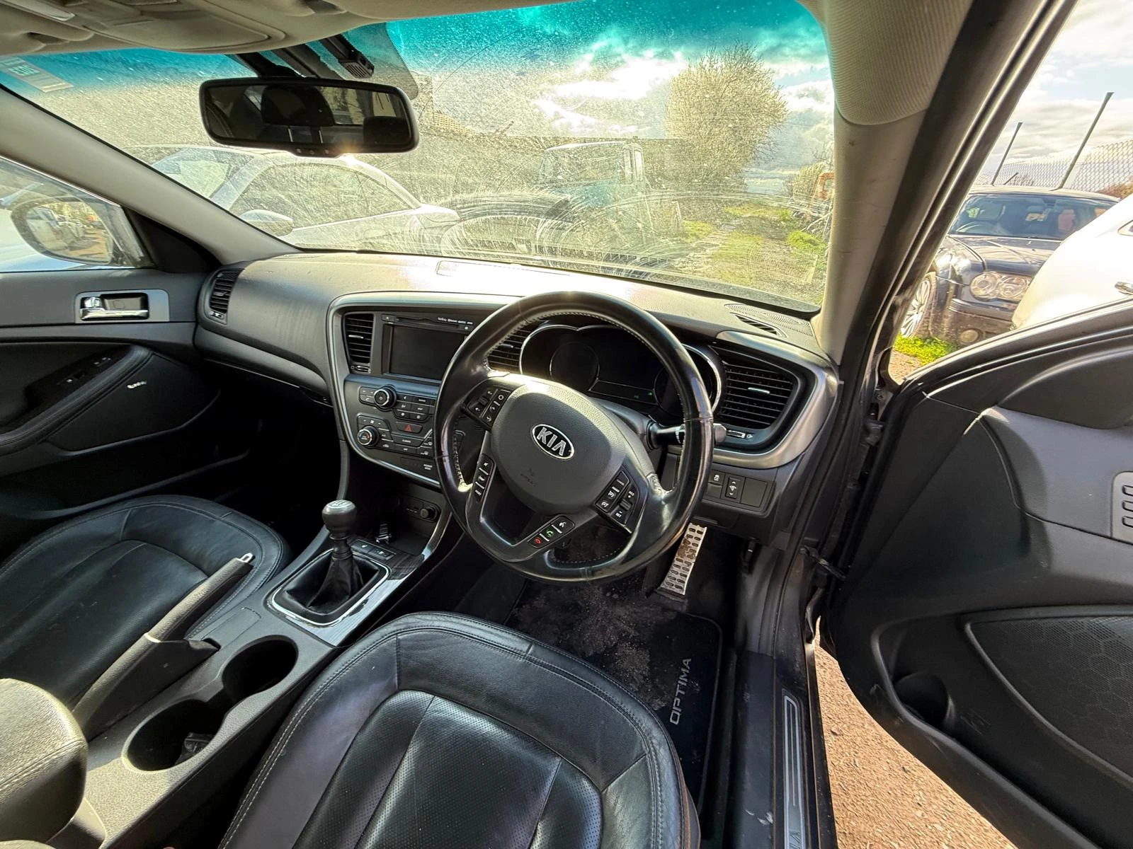 Kia Optima 1.7 crdi, снимка 6 - Автомобили и джипове - 54085503