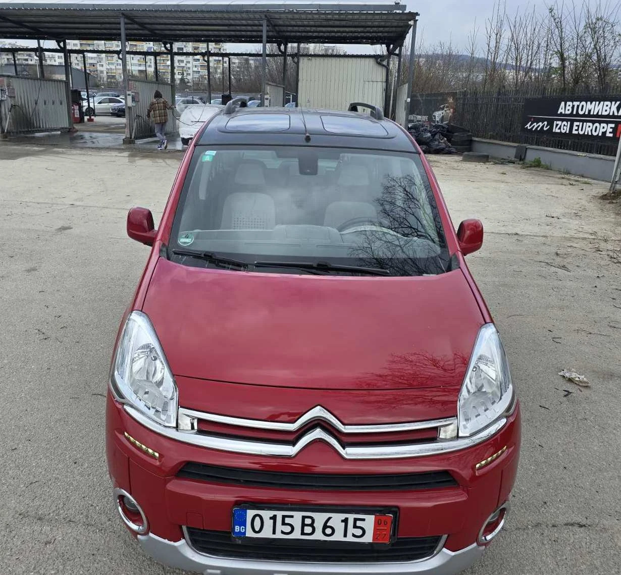 Citroen Berlingo ТОП/1.6HDI/Automatik/Multispace, снимка 2 - Автомобили и джипове - 54113601
