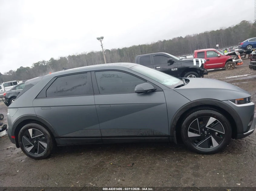 Hyundai Ioniq 5 SEL RWD, снимка 13 - Автомобили и джипове - 54315641