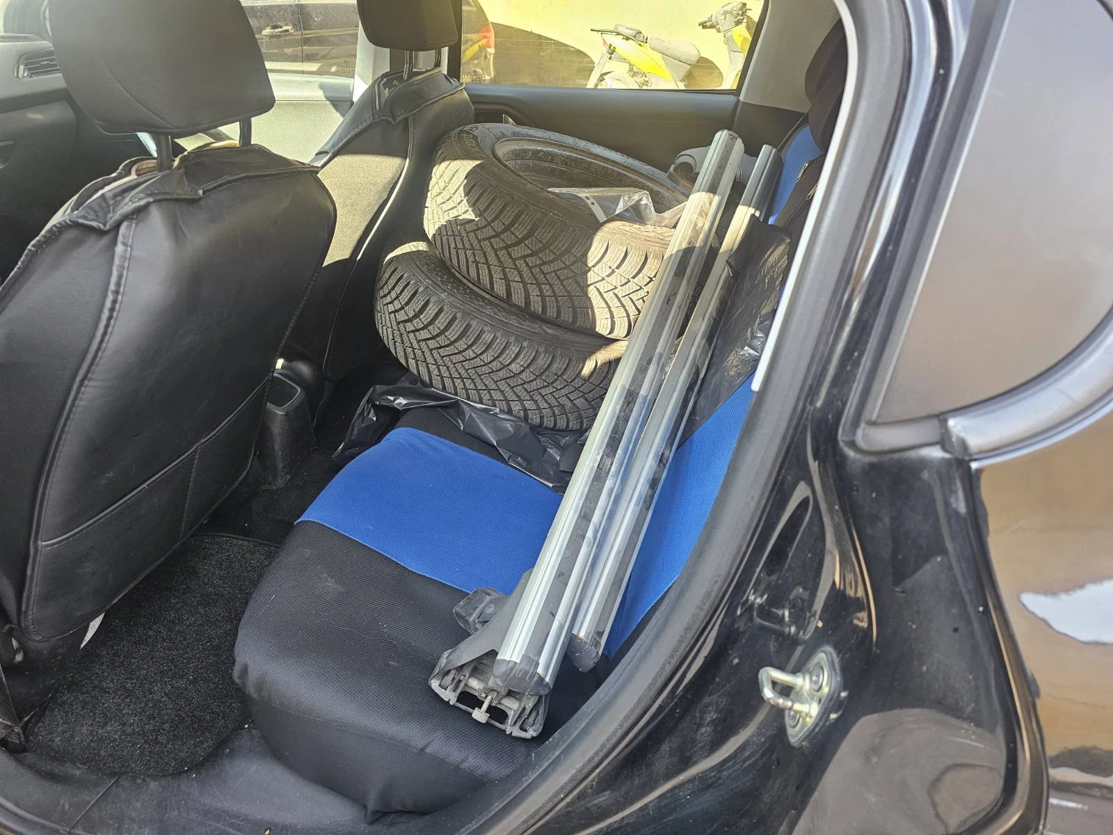 Peugeot 208 1.4HDI, снимка 4 - Автомобили и джипове - 54611849