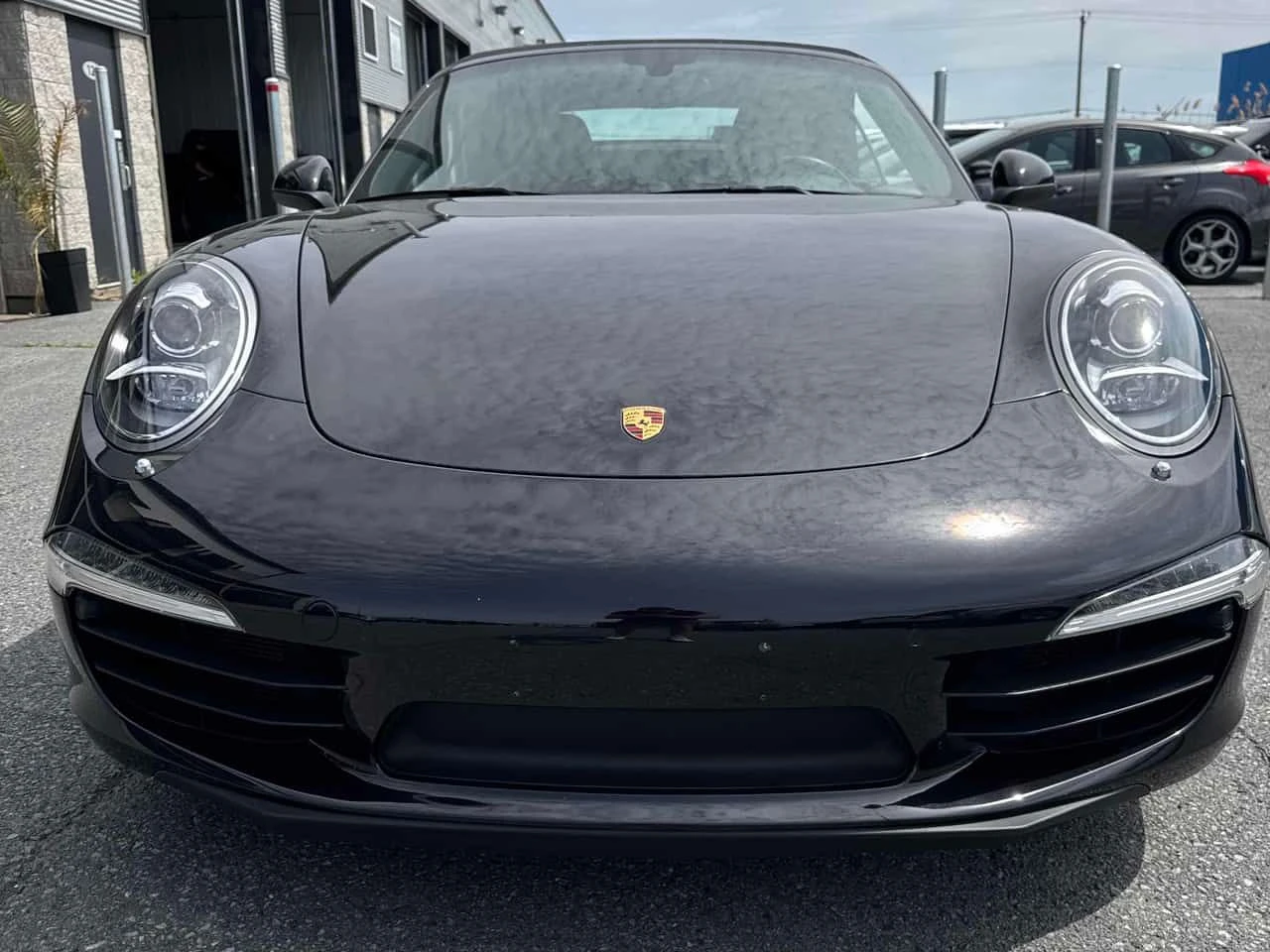 Porsche 911 Carrera S Cabrio| BOSE| ОБДУХВАНЕ| 2 KЛЮЧА| , снимка 5 - Автомобили и джипове - 54760062