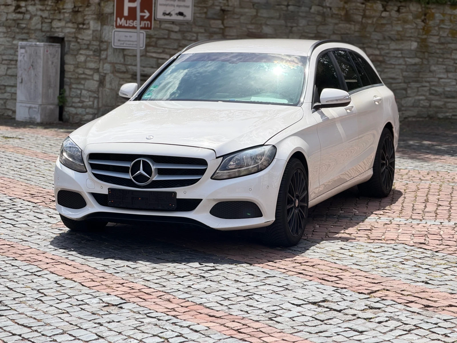Mercedes-Benz C 220, снимка 2 - Автомобили и джипове - 55339001