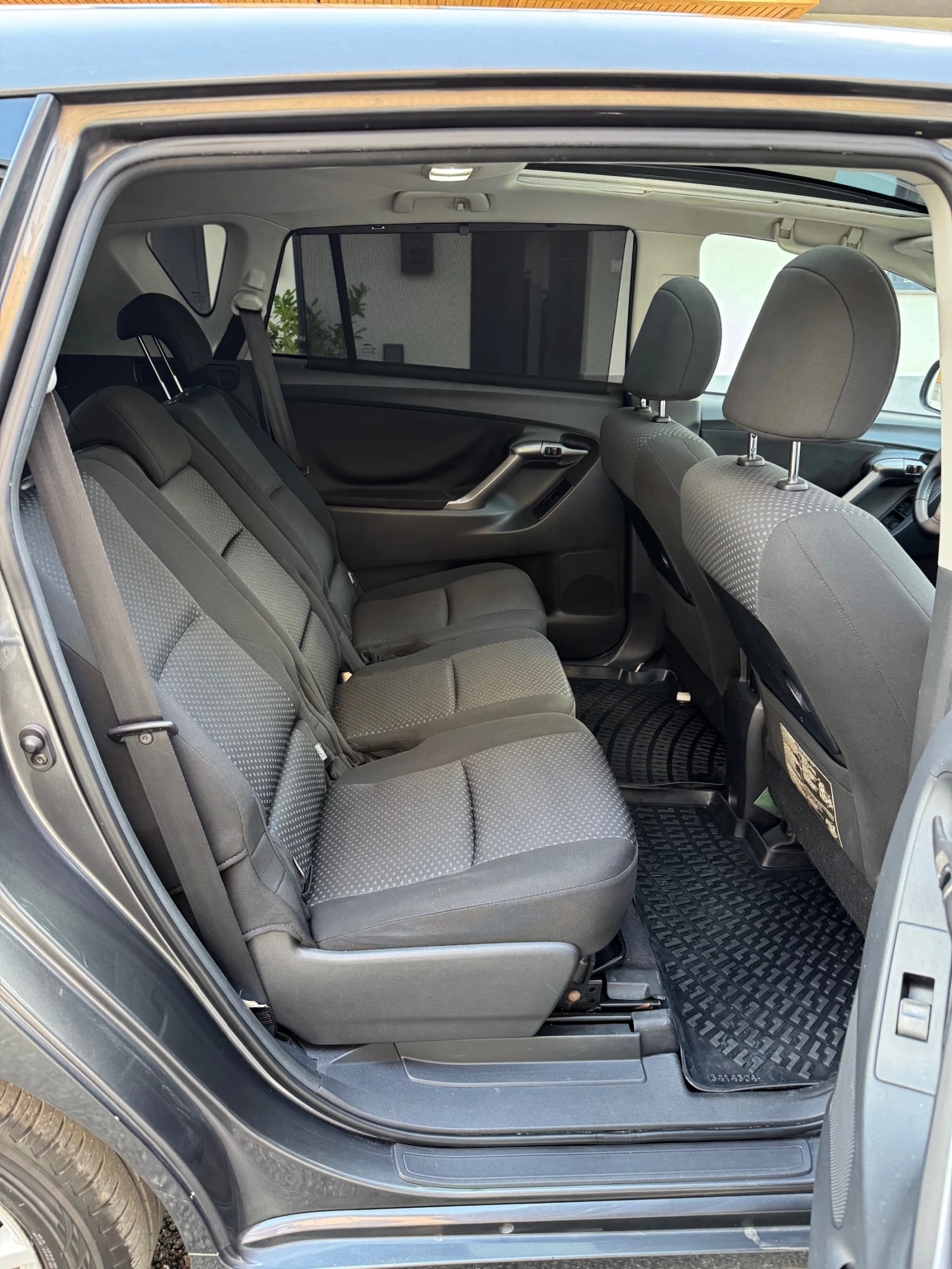 Toyota Verso 2.0D4D �������� ������� Keyless | Mobile.bg � ����������� 9