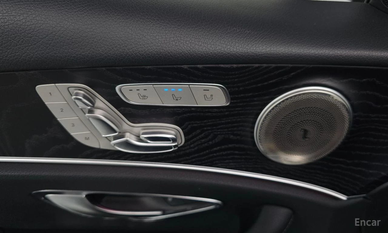 Mercedes-Benz E 300 ДИГИТАЛНО* ТАБЛО* BURMESTER* ОБДУХВАНЕ* ХЕДЪП* , снимка 7 - Автомобили и джипове - 55926886