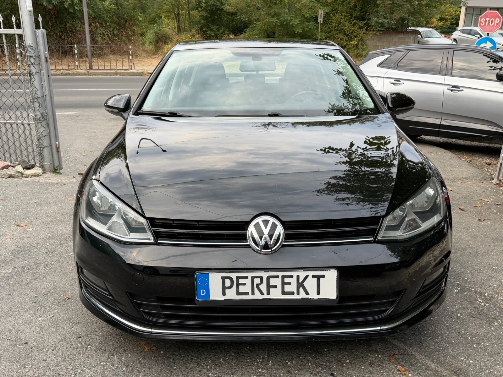 VW Golf 2.0TDI* Highline, снимка 2 - Автомобили и джипове - 56066519