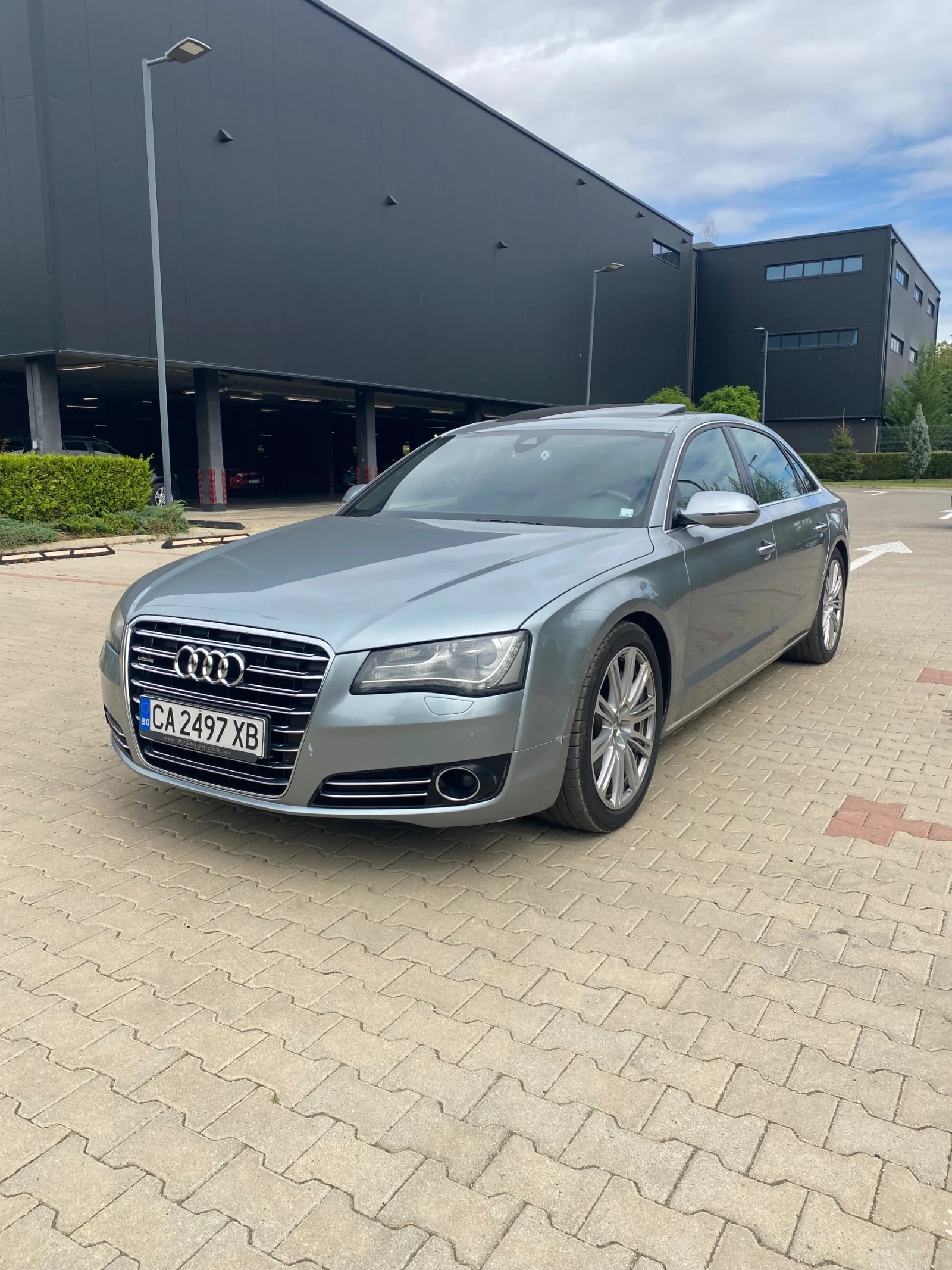 Audi A8 4.2 TDI. Long full