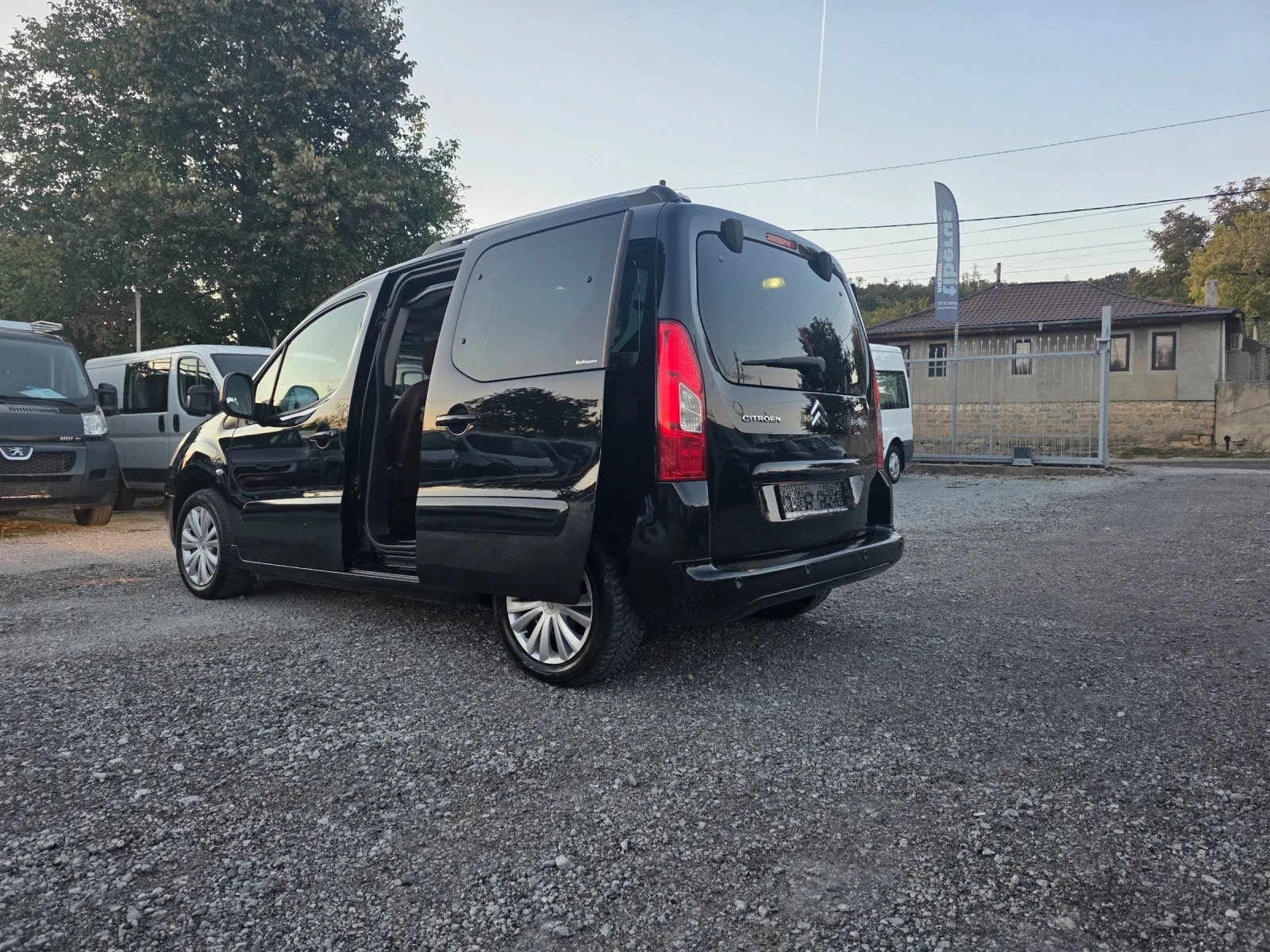 Citroen Berlingo 1.6hdi , снимка 5 - Автомобили и джипове - 56412809