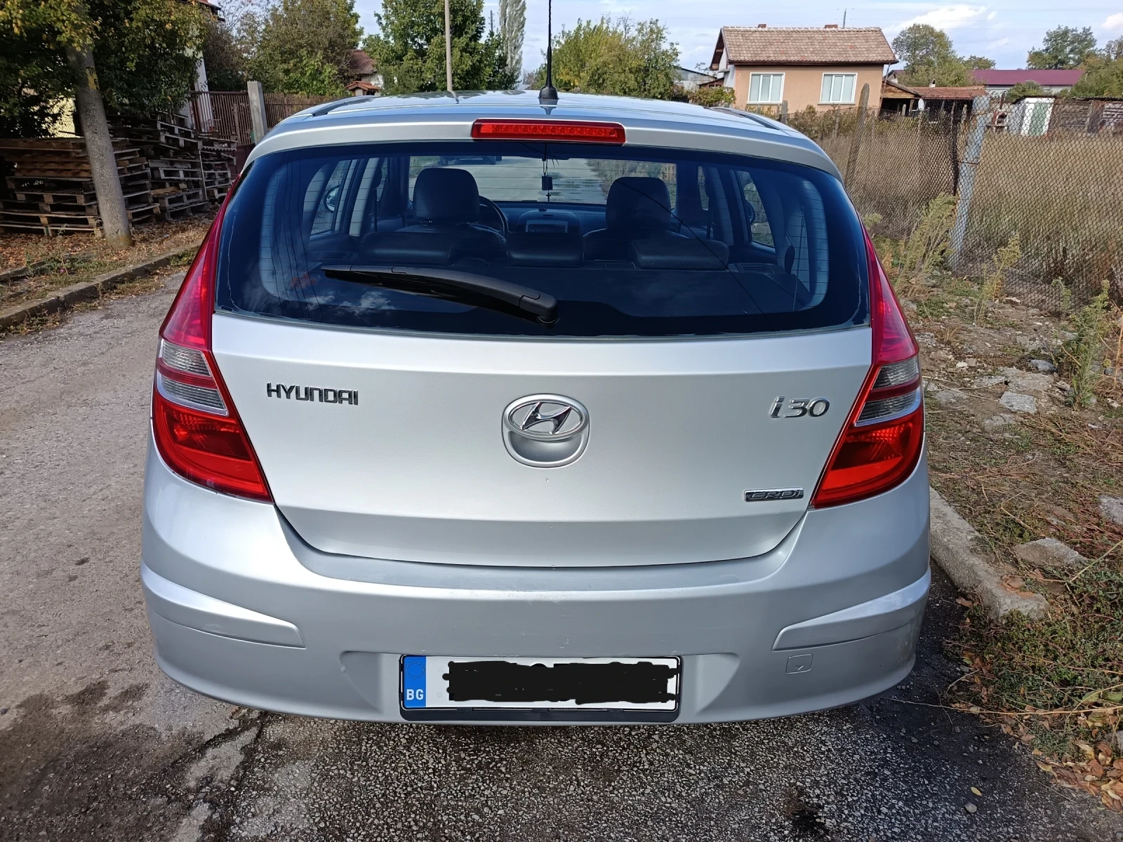 Hyundai I30 1.6 CRDI, снимка 3 - Автомобили и джипове - 56584753