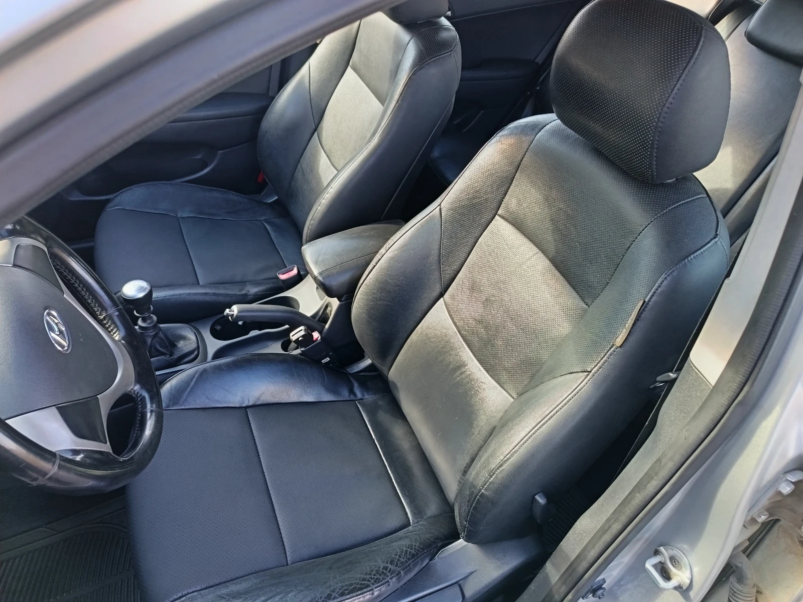 Hyundai I30 1.6 CRDI, снимка 9 - Автомобили и джипове - 56584753
