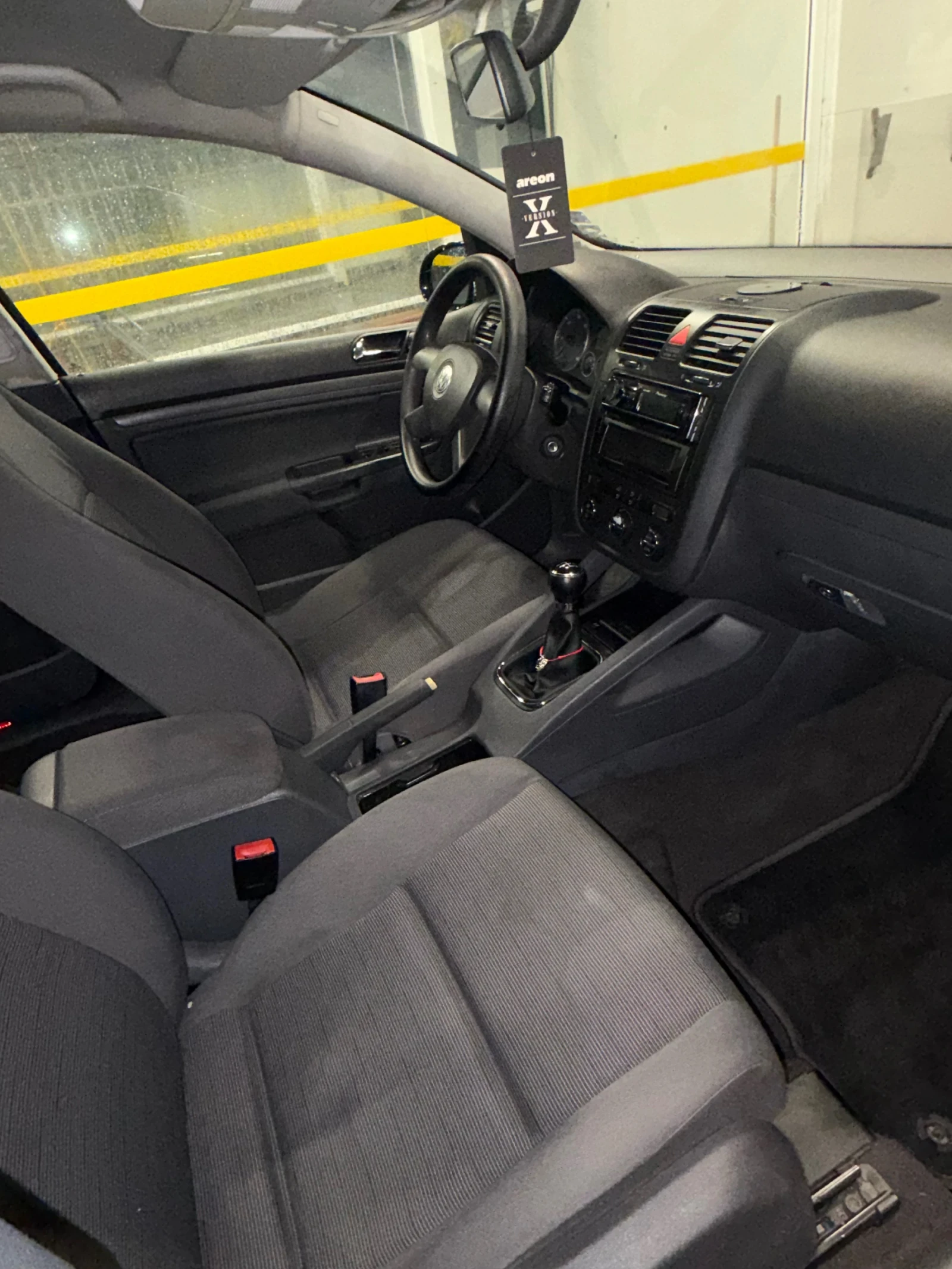 VW Golf  5* 1.9 TDI* РЪЧКА* 105КС* , снимка 9 - Автомобили и джипове - 56628844