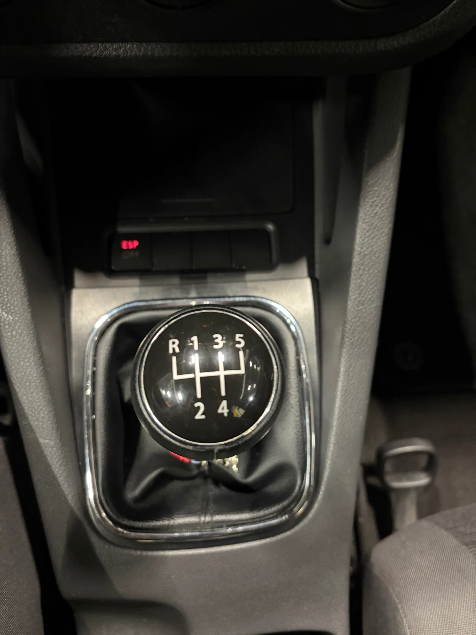 VW Golf  5* 1.9 TDI* РЪЧКА* 105КС* , снимка 11 - Автомобили и джипове - 56628844