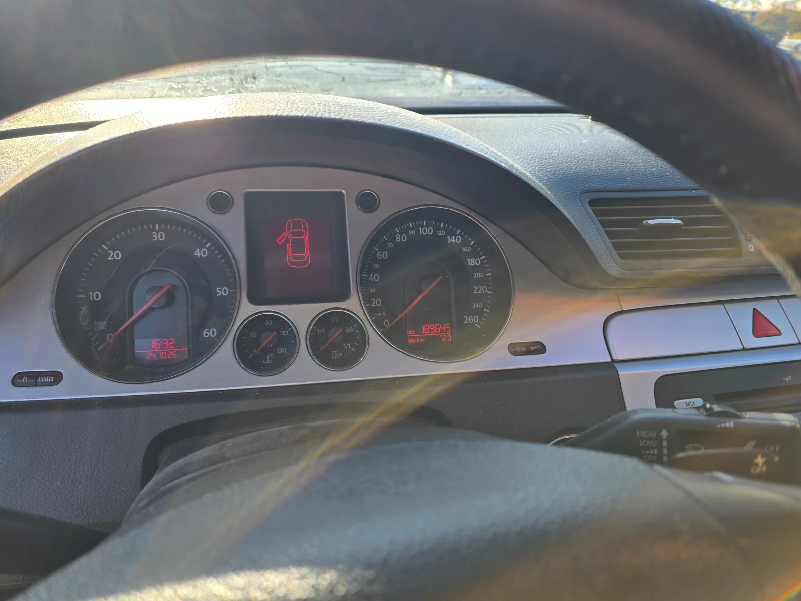 VW Passat B6, снимка 4 - Автомобили и джипове - 56636557