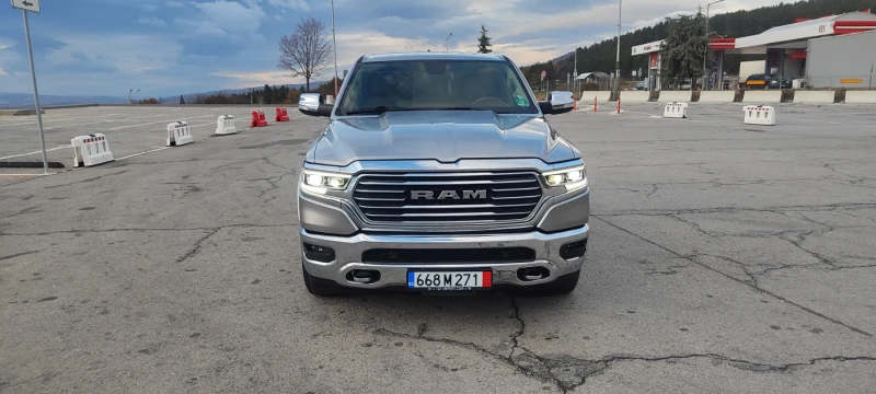 Dodge RAM 1500, снимка 9 - Автомобили и джипове - 48075022