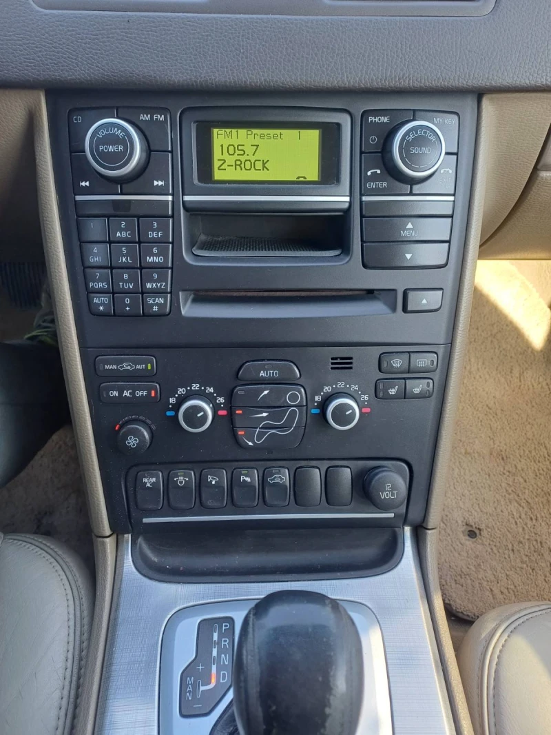 Volvo Xc90 V8, снимка 8 - Автомобили и джипове - 52939239