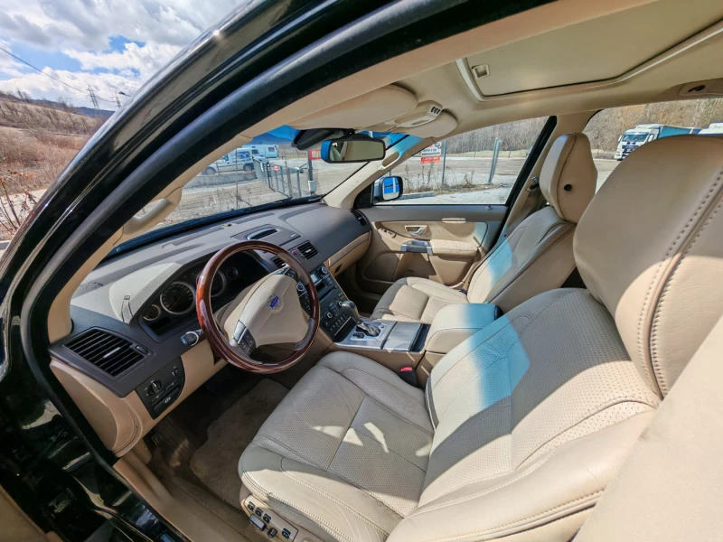 Volvo Xc90 V8, снимка 5 - Автомобили и джипове - 52939239