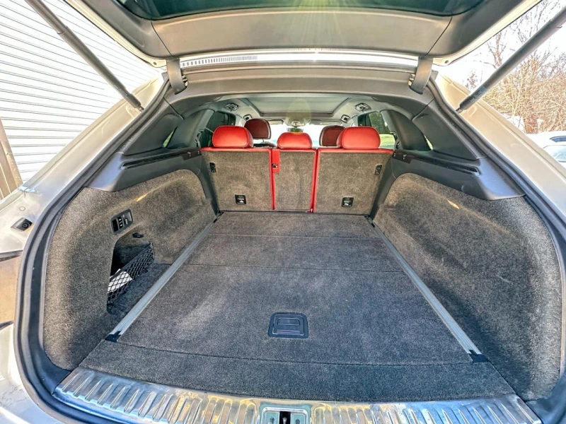 Bentley Bentayga, снимка 14 - Автомобили и джипове - 53481974