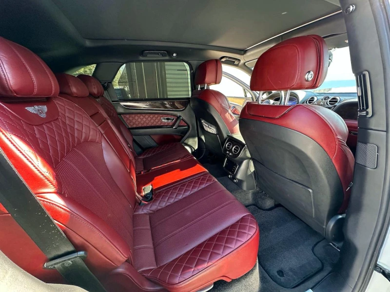 Bentley Bentayga, снимка 6 - Автомобили и джипове - 53481974