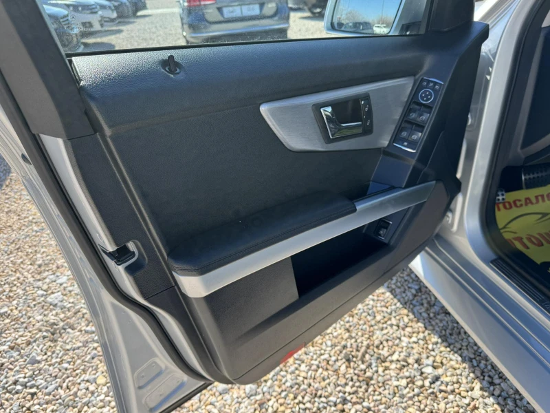 Mercedes-Benz GLK CDI 4MATIK, снимка 11 - Автомобили и джипове - 53593669