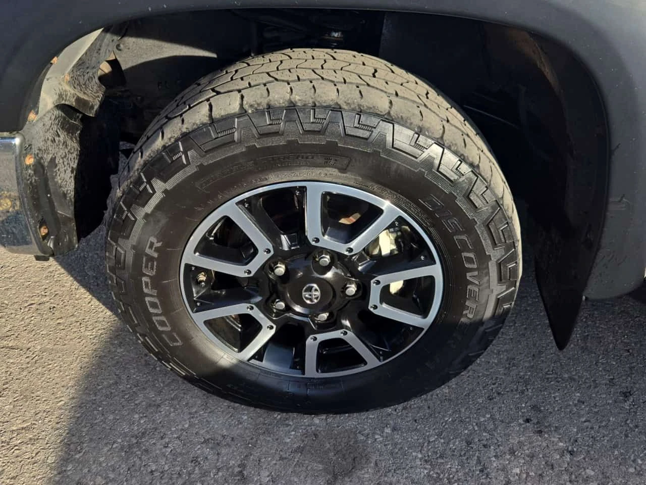 Toyota Tundra * SR5 PLUS CREW CAB STD BED * CARFAX * NAVI, снимка 6 - Автомобили и джипове - 54356470