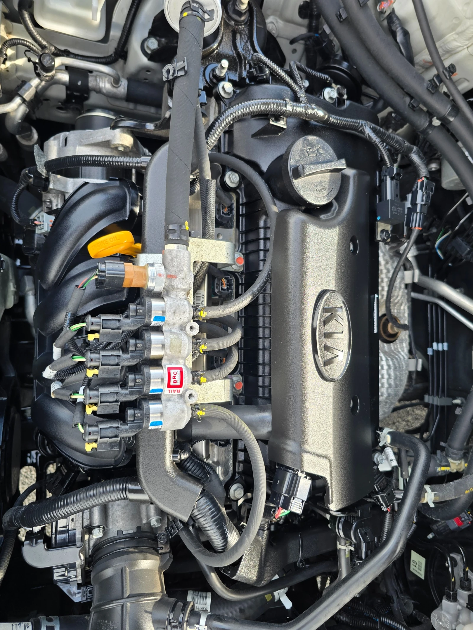 Kia Stonic 1.4I-100K.C-GPL-NAVI-EURO6, снимка 12 - Автомобили и джипове - 54357709