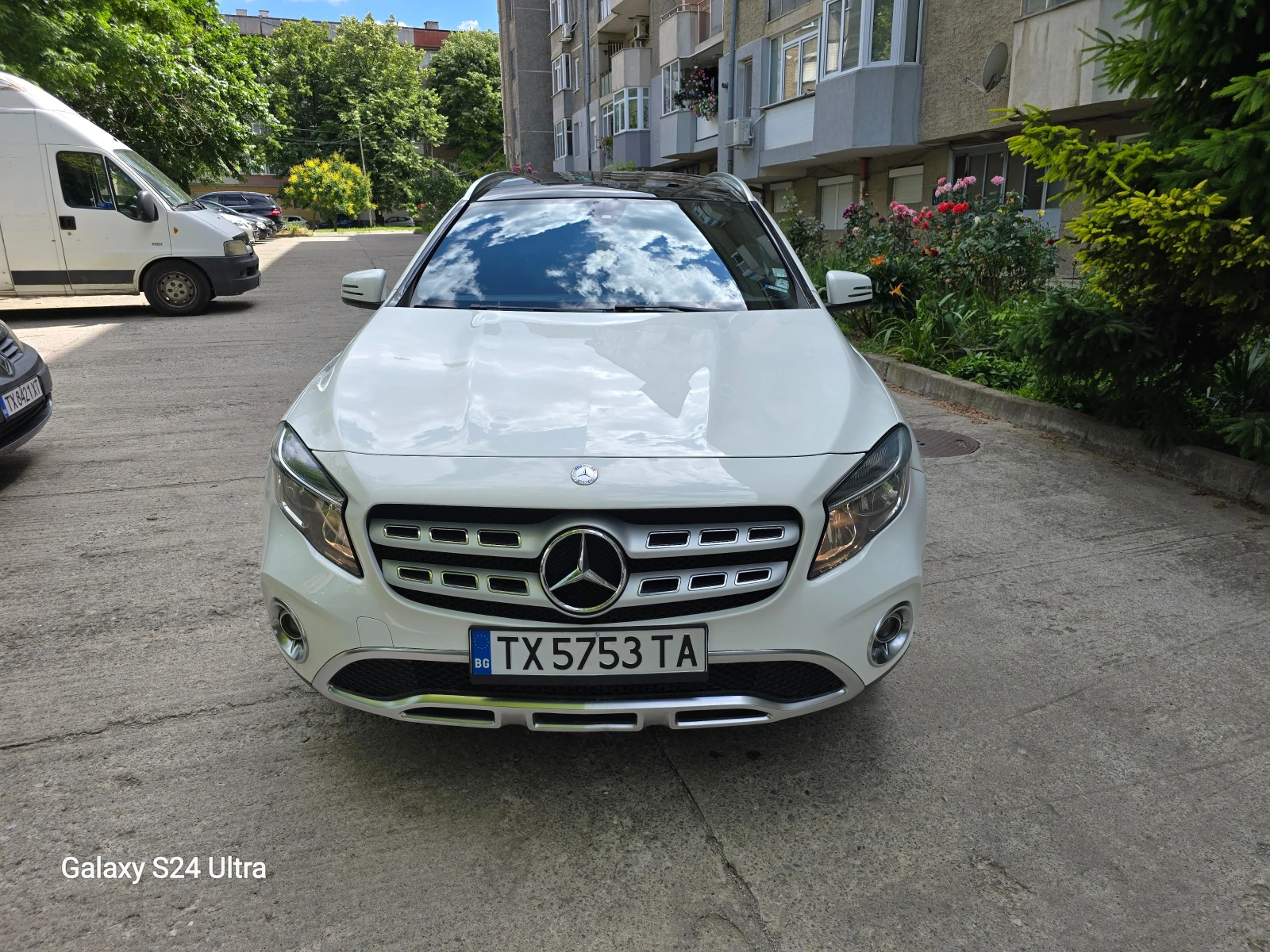 Mercedes-Benz GLA 250, снимка 2 - Автомобили и джипове - 54982032