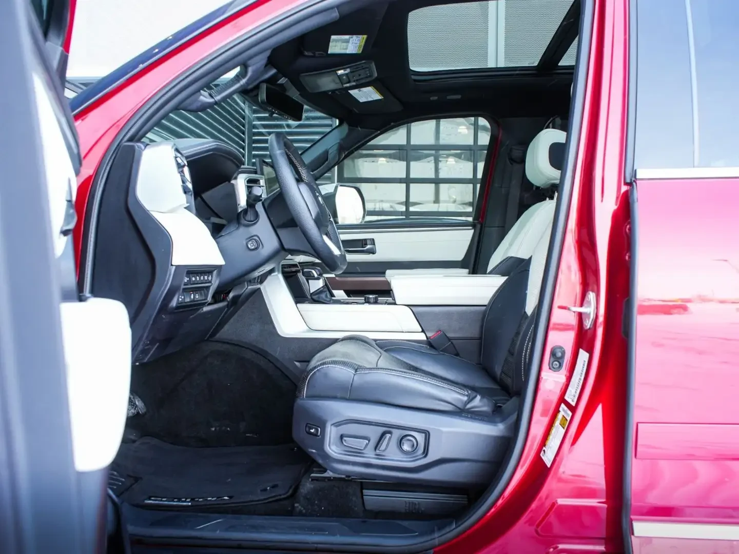 Toyota Sequoia PLATINUM* FULL* AWD* ОТ ПОРШЕ!, снимка 8 - Автомобили и джипове - 55035009
