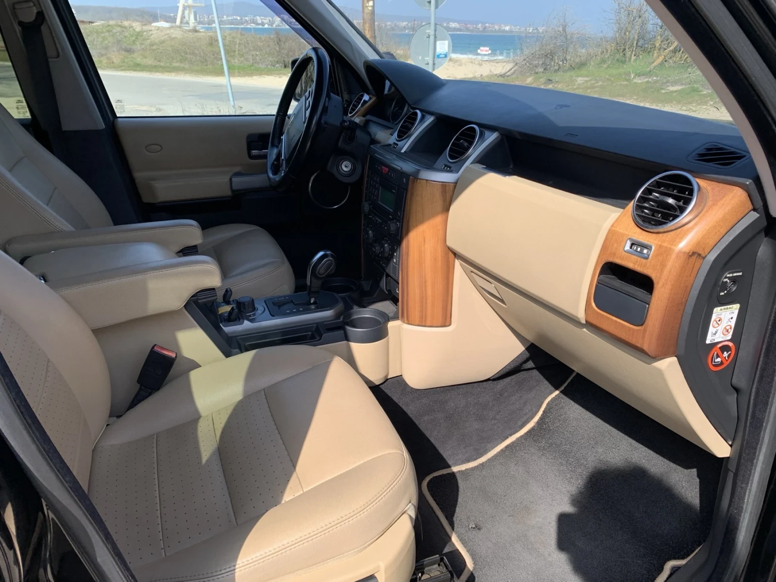 Land Rover Discovery, снимка 2 - Автомобили и джипове - 55171933