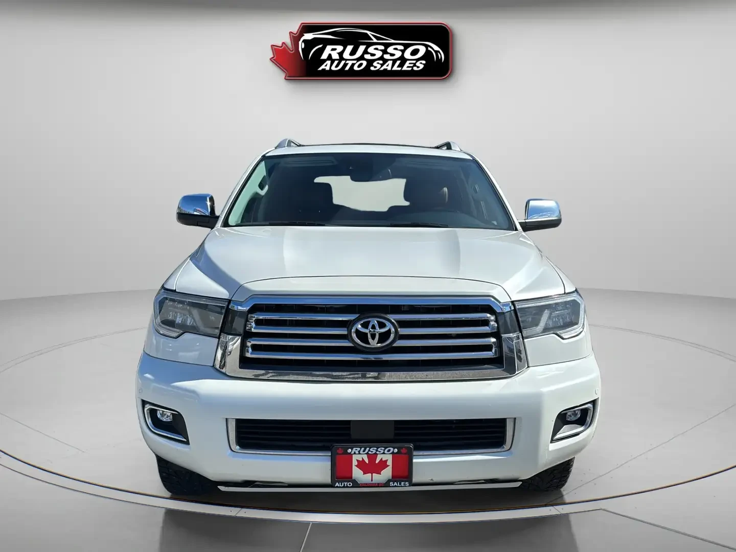 Toyota Sequoia 5.7* V8* PLATINUM* ПОДГРЕВ* ОБДУХВАНЕ* КАМЕРА* JBL, снимка 4 - Автомобили и джипове - 55270440