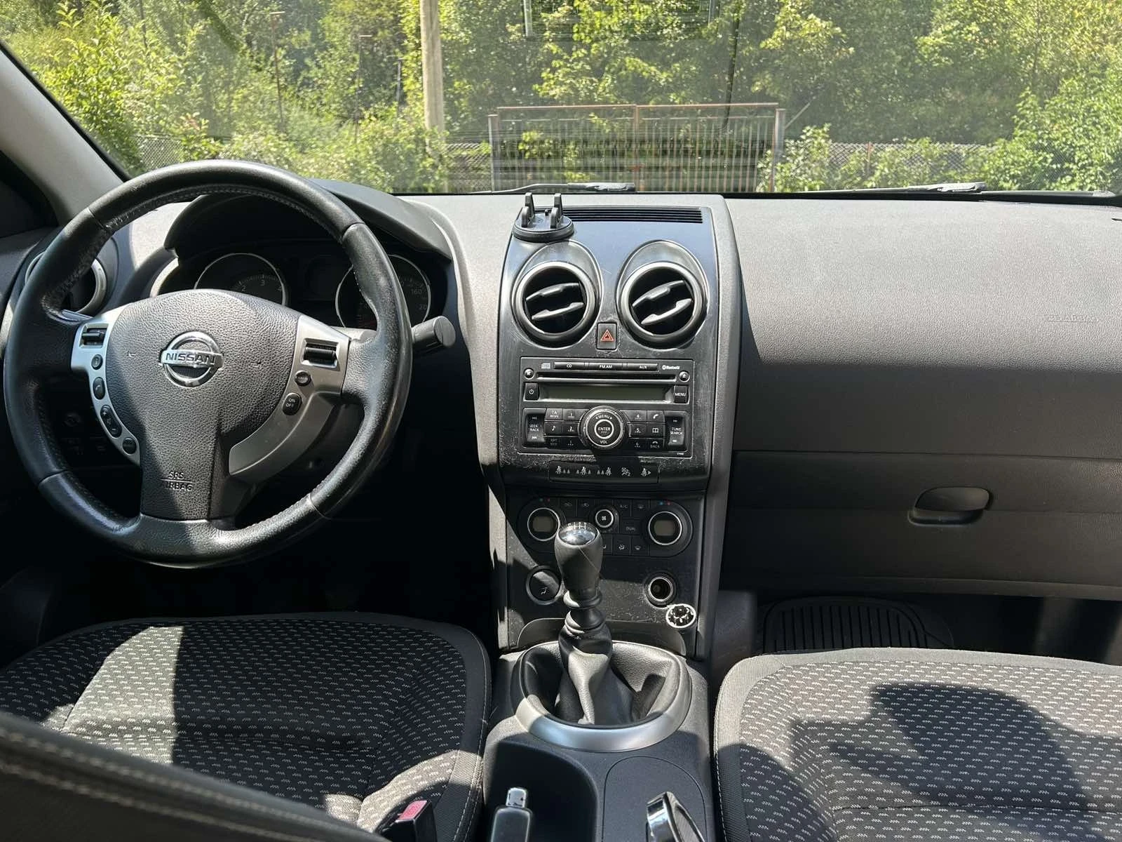 Nissan Qashqai 1.5dci, снимка 5 - Автомобили и джипове - 55618375