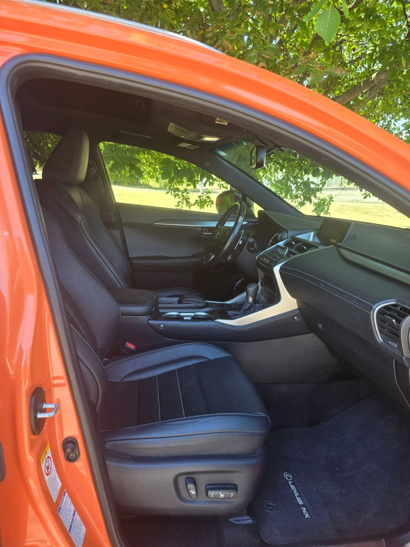Lexus NX 200t F-sport 4x4, снимка 9 - Автомобили и джипове - 55744070