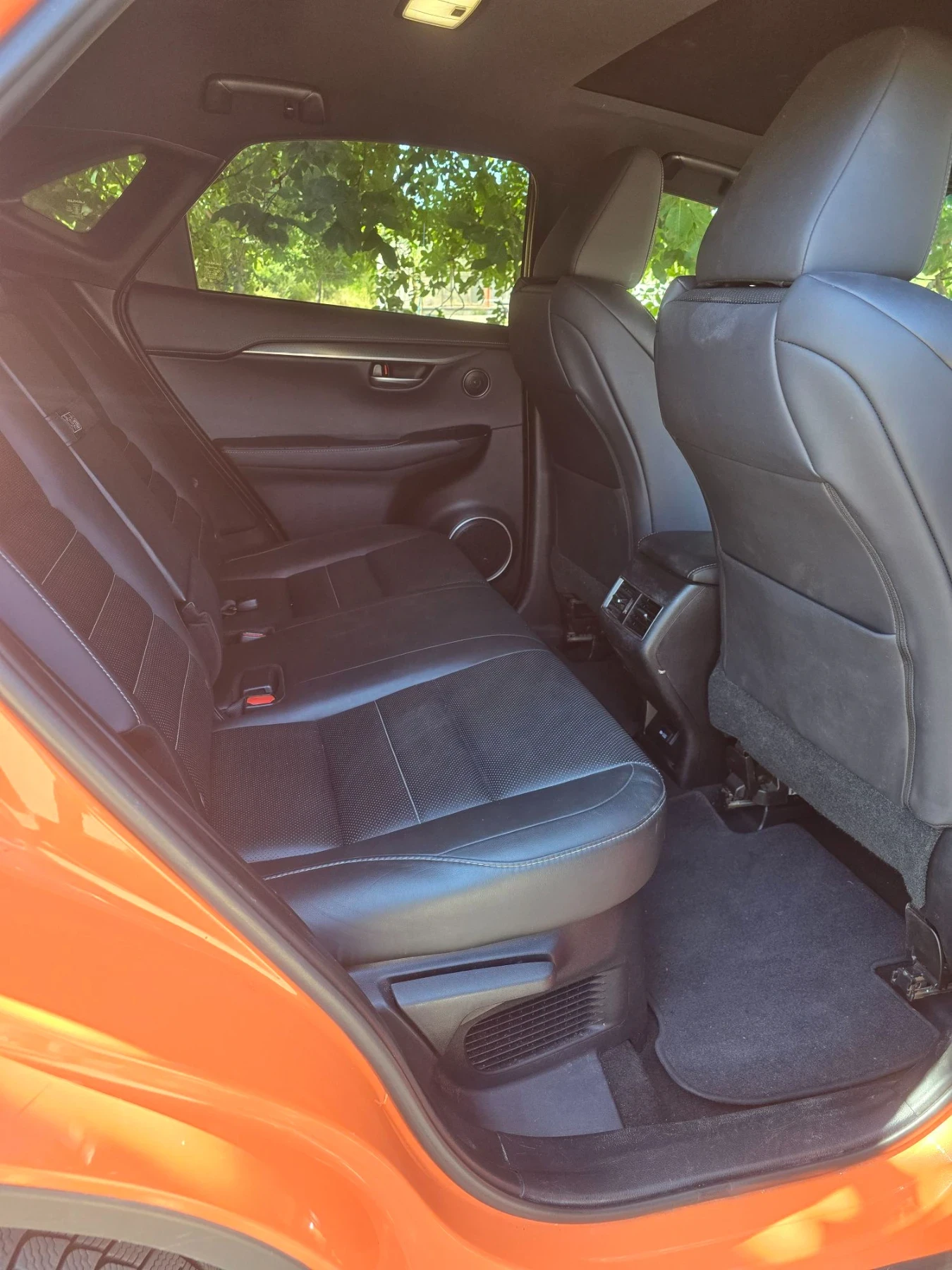 Lexus NX 200t F-sport 4x4, снимка 10 - Автомобили и джипове - 55744070