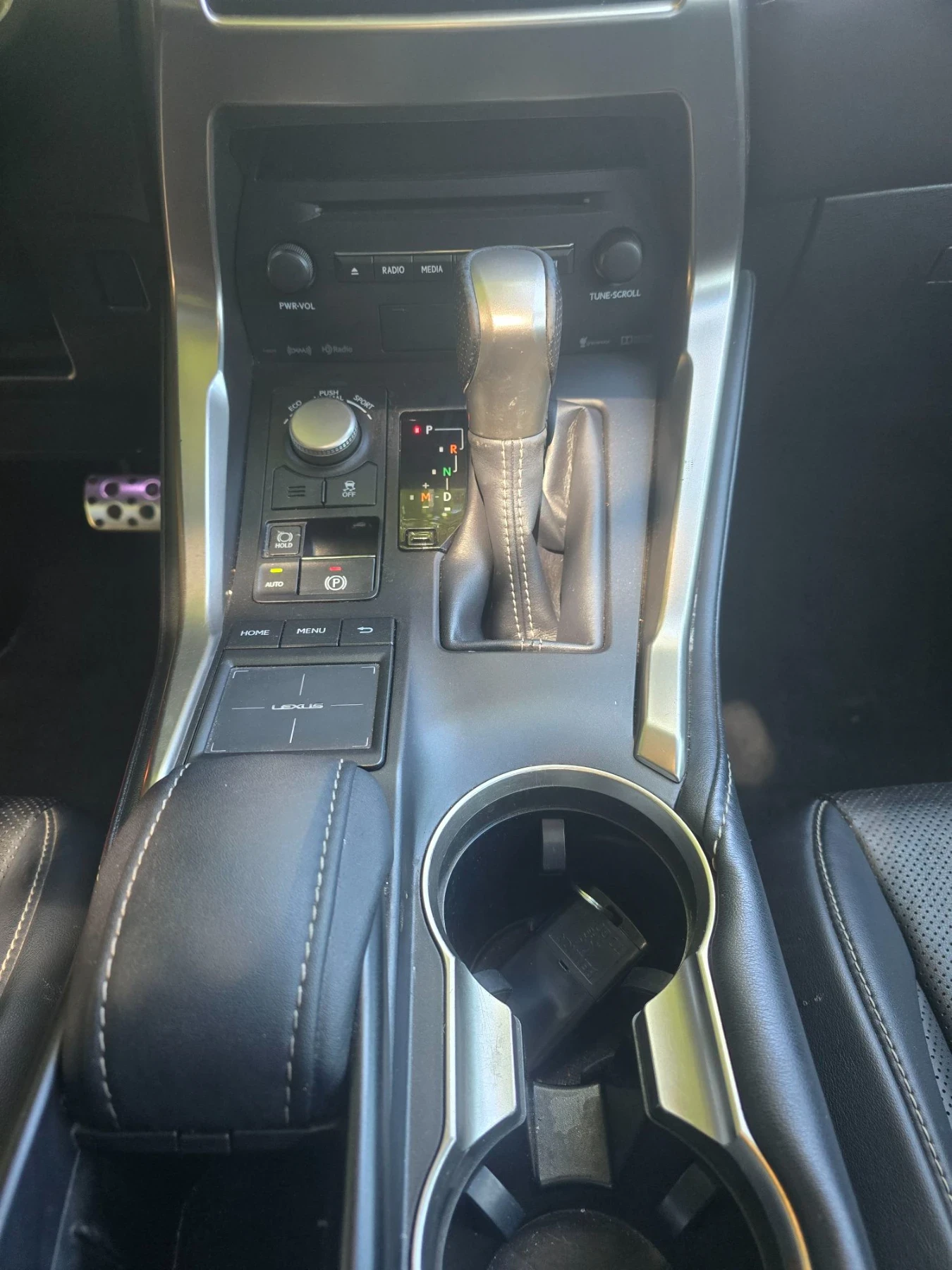Lexus NX 200t F-sport 4x4, снимка 13 - Автомобили и джипове - 55744070