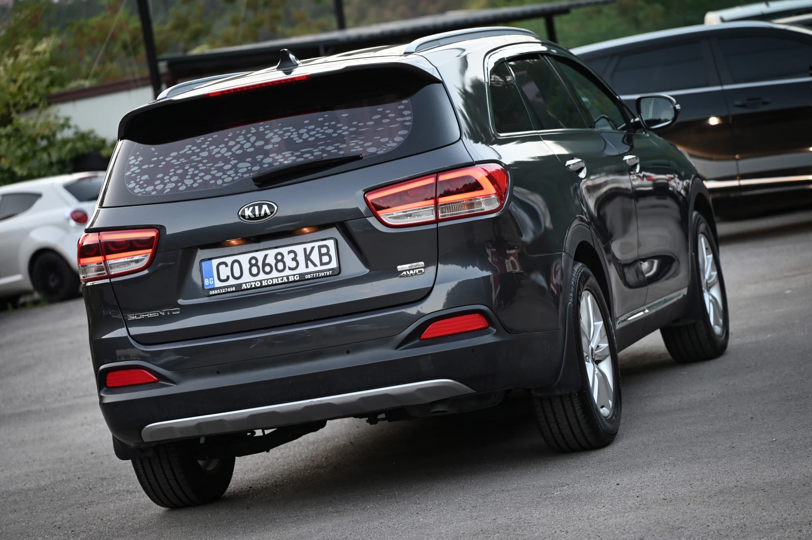 Kia Sorento 2.0CRDI / 4x4 / НАПЪЛНО ОБСЛУЖЕНА !!!, снимка 5 - Автомобили и джипове - 55952883