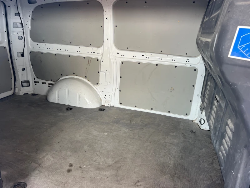 Mercedes-Benz Vito CDI NAVI/KAMERA/6sk/KLIMATRONIK/UNIKAT, снимка 16 - Бусове и автобуси - 51142817