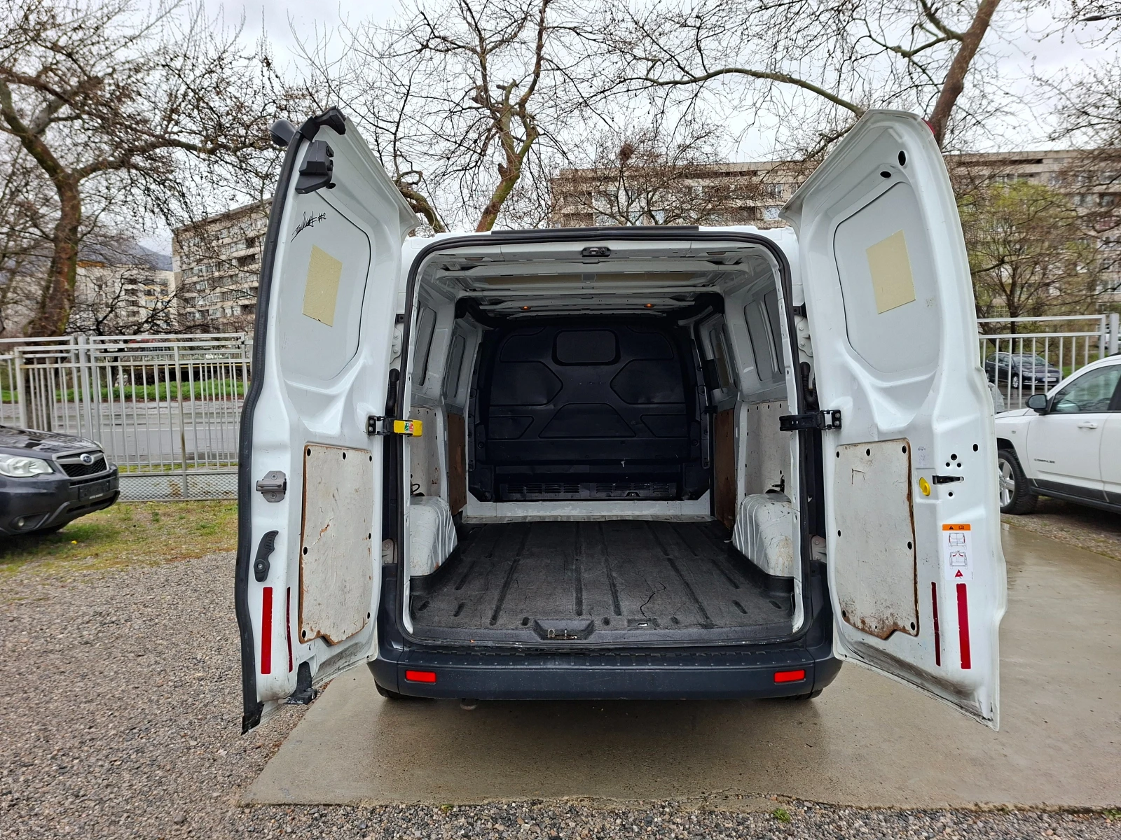 Ford Transit Custom 2.2/125ks, снимка 15 - Бусове и автобуси - 54066769