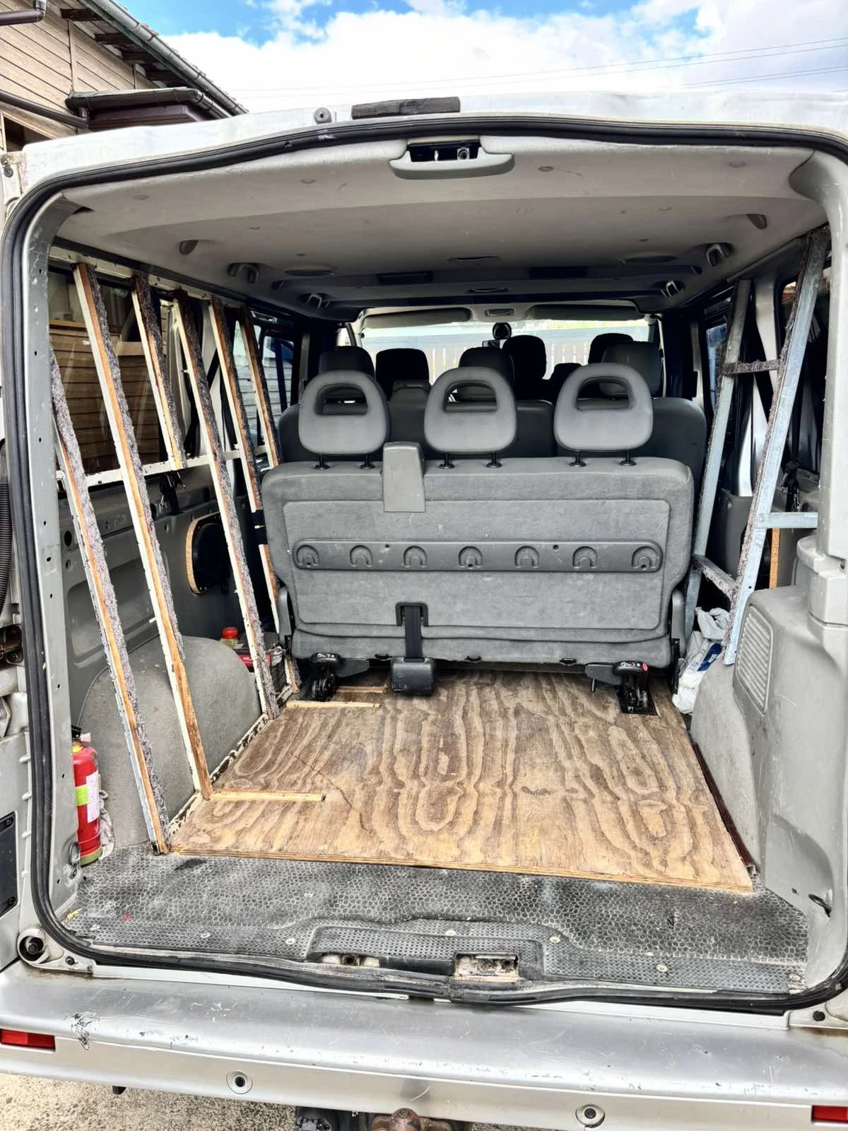 Opel Vivaro 2.5, снимка 15 - Бусове и автобуси - 56103188