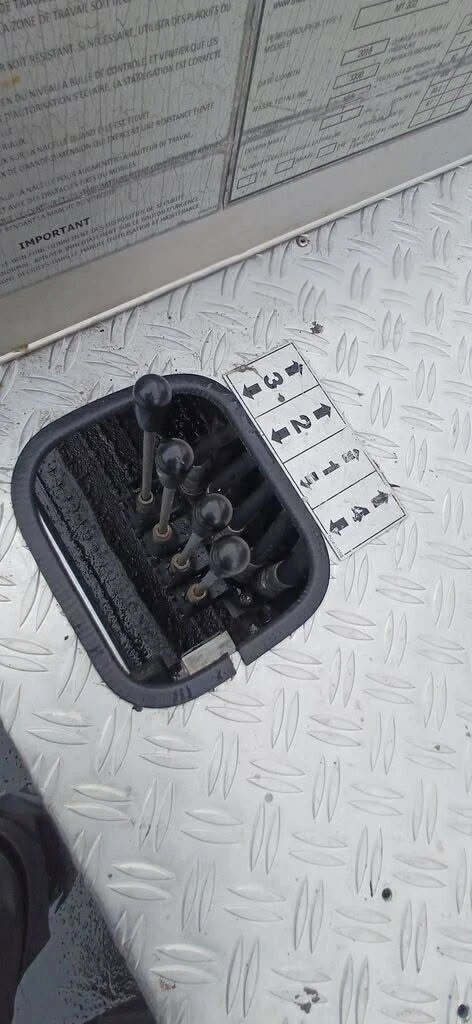 Автовишка Iveco Daily 35c12 - изображение 9