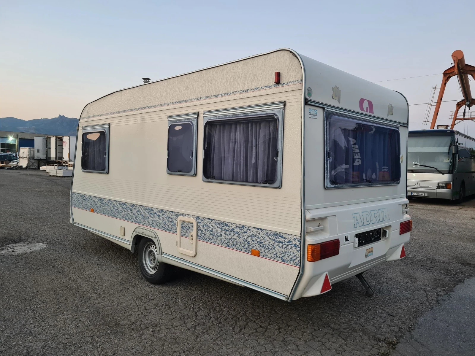 Каравана Adria Unica 431 - изображение 5